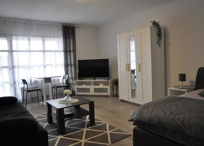 Deluxe Apartment 2 - Ruhe Oase - 1Zkb Balkon Self-Check-In 24H - Parkplatz