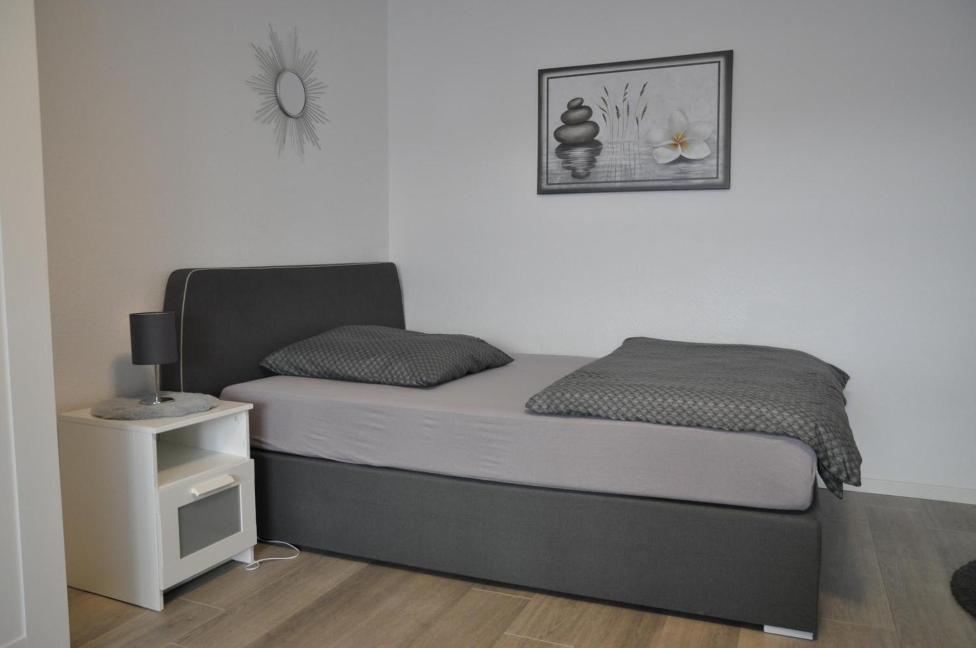 Deluxe 2 - Ruhe Oase - 1zkb Balkon Self-check-in 24h - Parkplatz Apartment